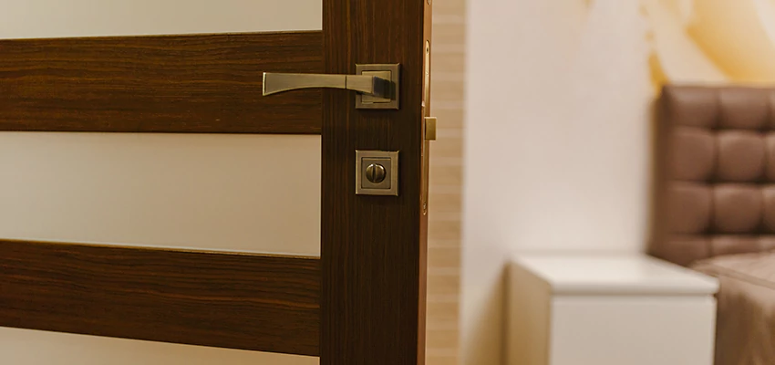 Door Lever Troubleshooting in Lakewood, CA