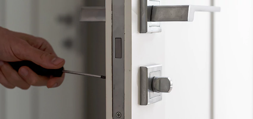 Key Programming Locksmith Open Now in Lakewood, California
